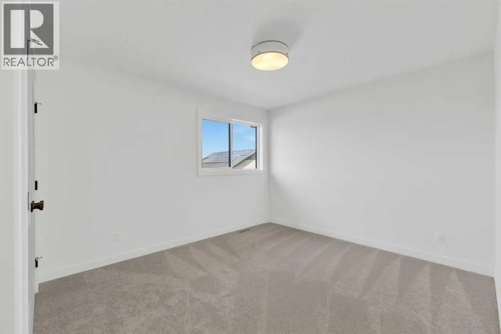 20 Eaton Crescent