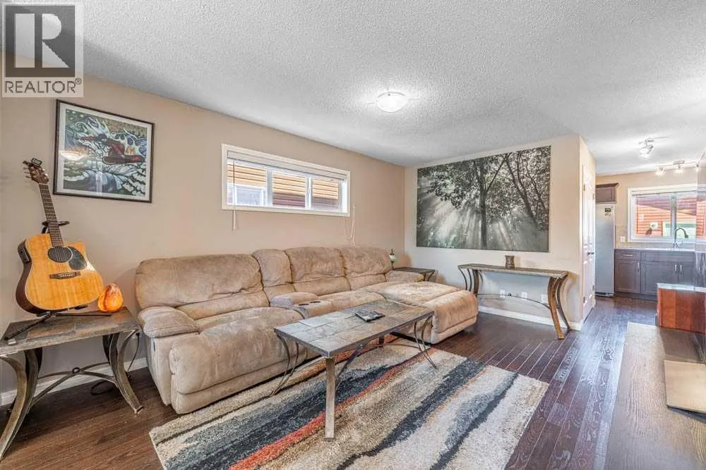 48 Fireside Way