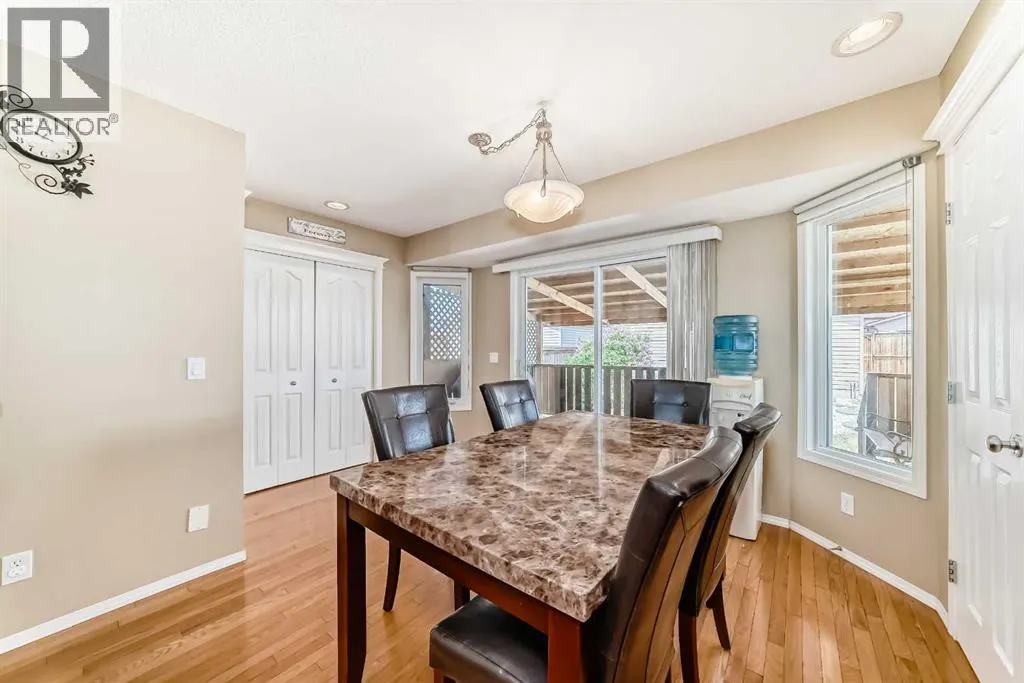 160 Taradale Drive NE