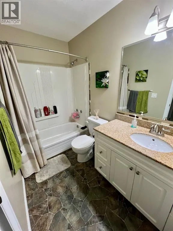 305, 5519 Kerry Wood Drive