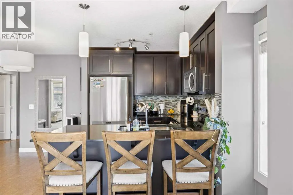 5209, 155 Skyview Ranch Way NE