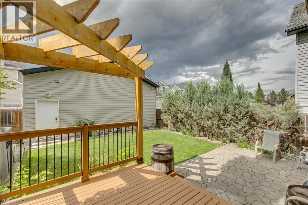 210 Elgin View SE