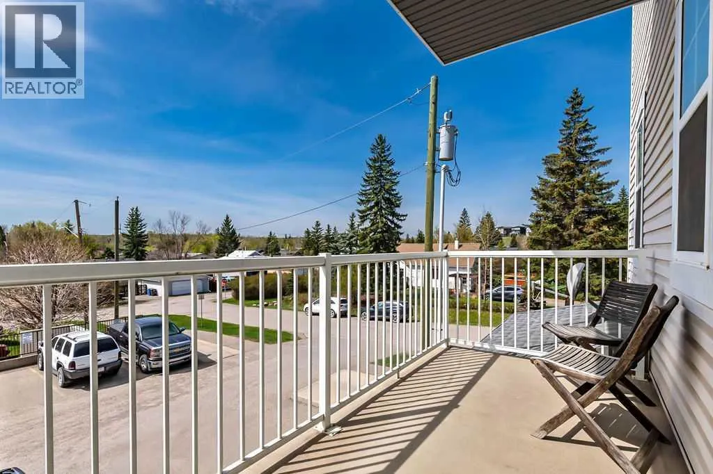 205, 144 Crescent Road