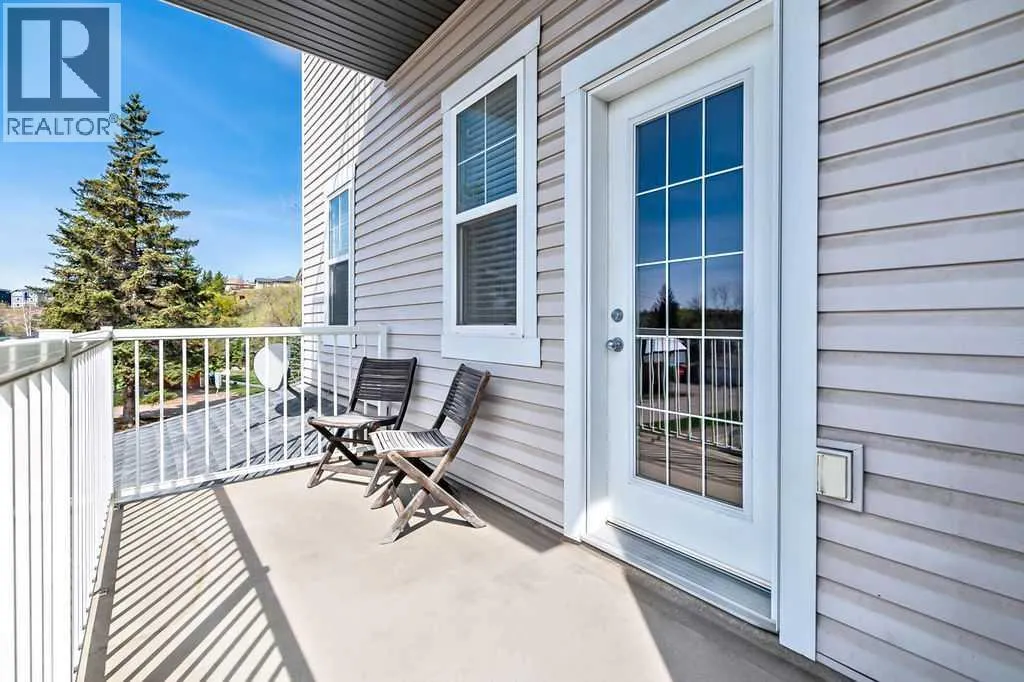 205, 144 Crescent Road