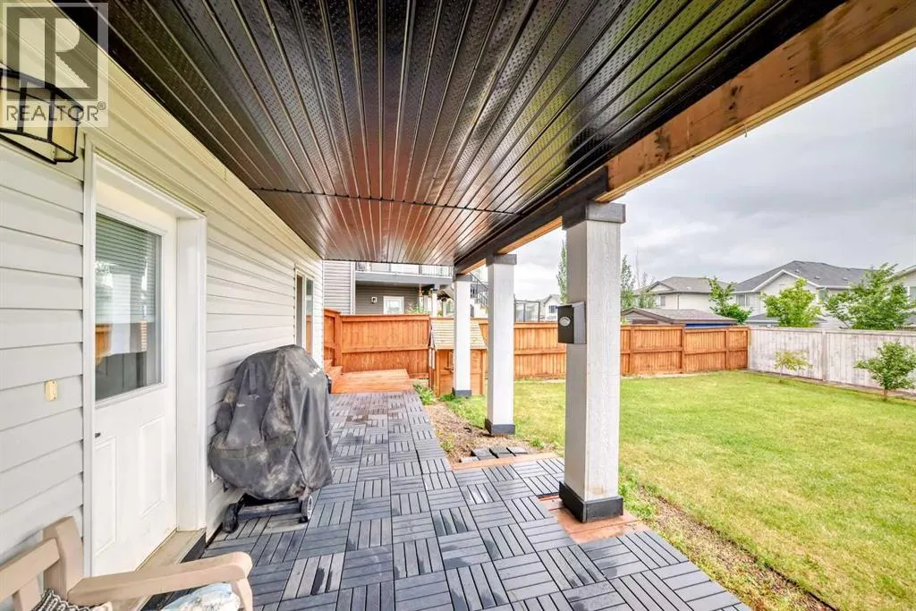 165 Hillcrest Drive SW