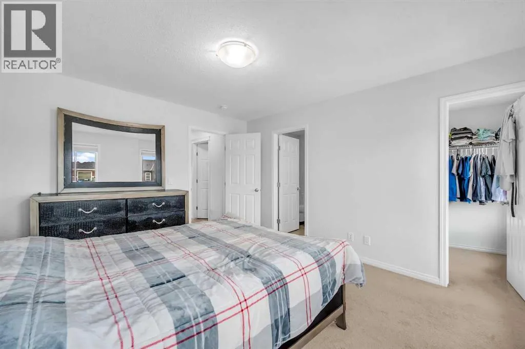 35 Savanna Parade NE