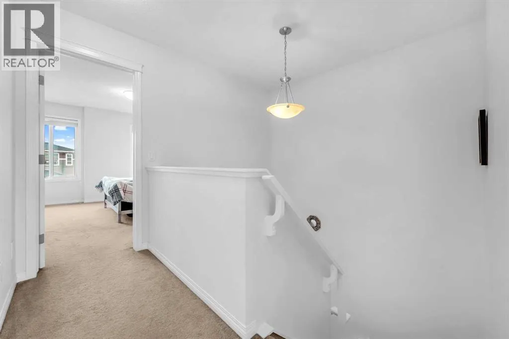 35 Savanna Parade NE