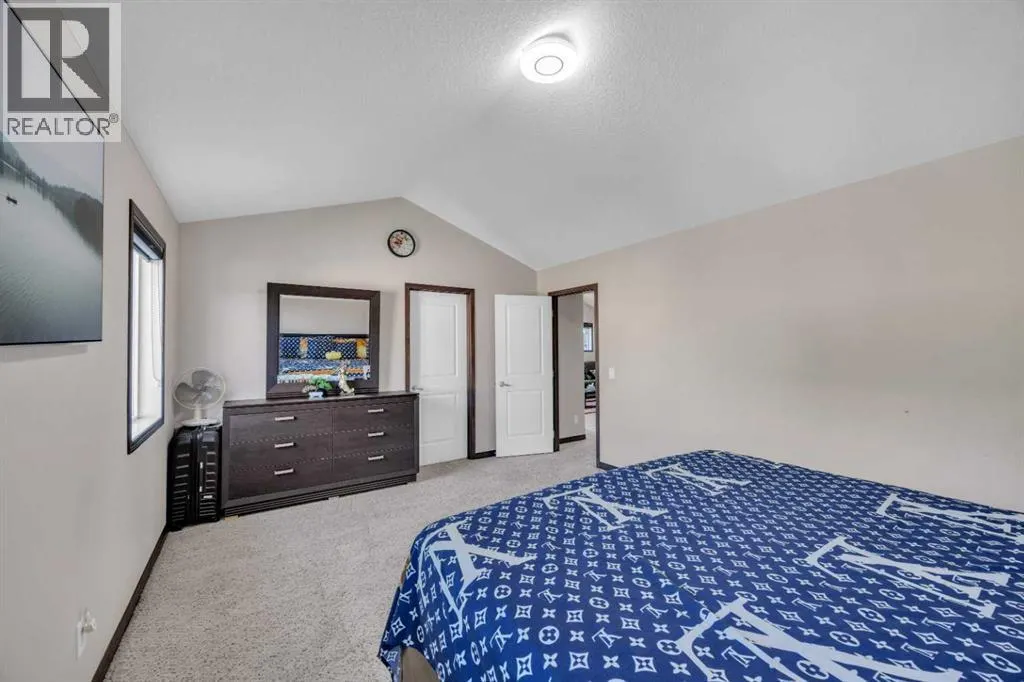233 Aspenmere Circle