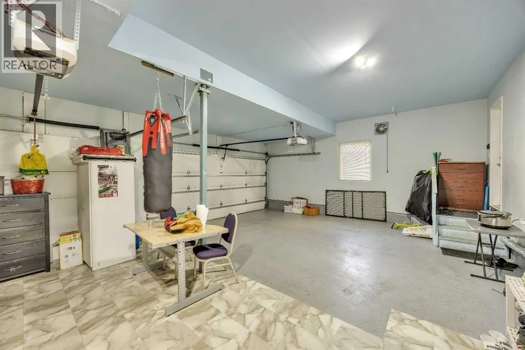 233 Aspenmere Circle