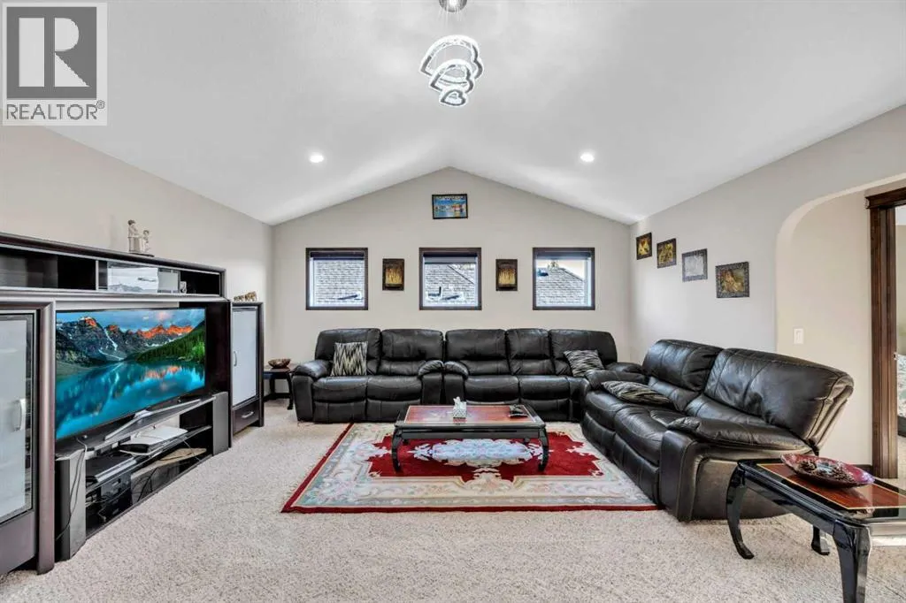 233 Aspenmere Circle