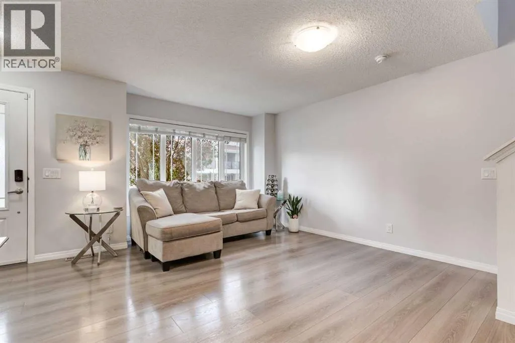 14 Windford Crescent SW