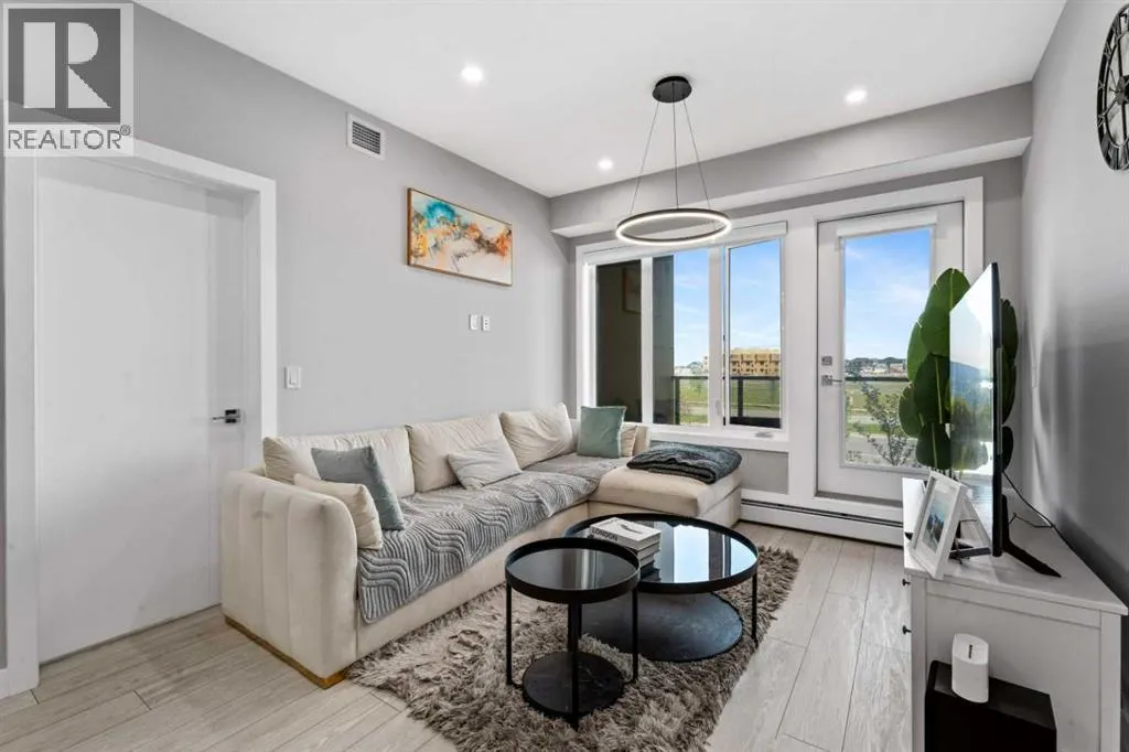 3221, 60 Skyview Ranch Road NE