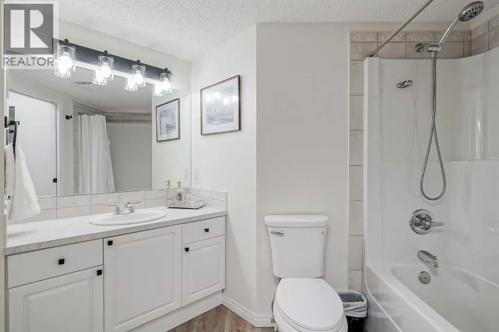 201, 40 Parkridge View SE