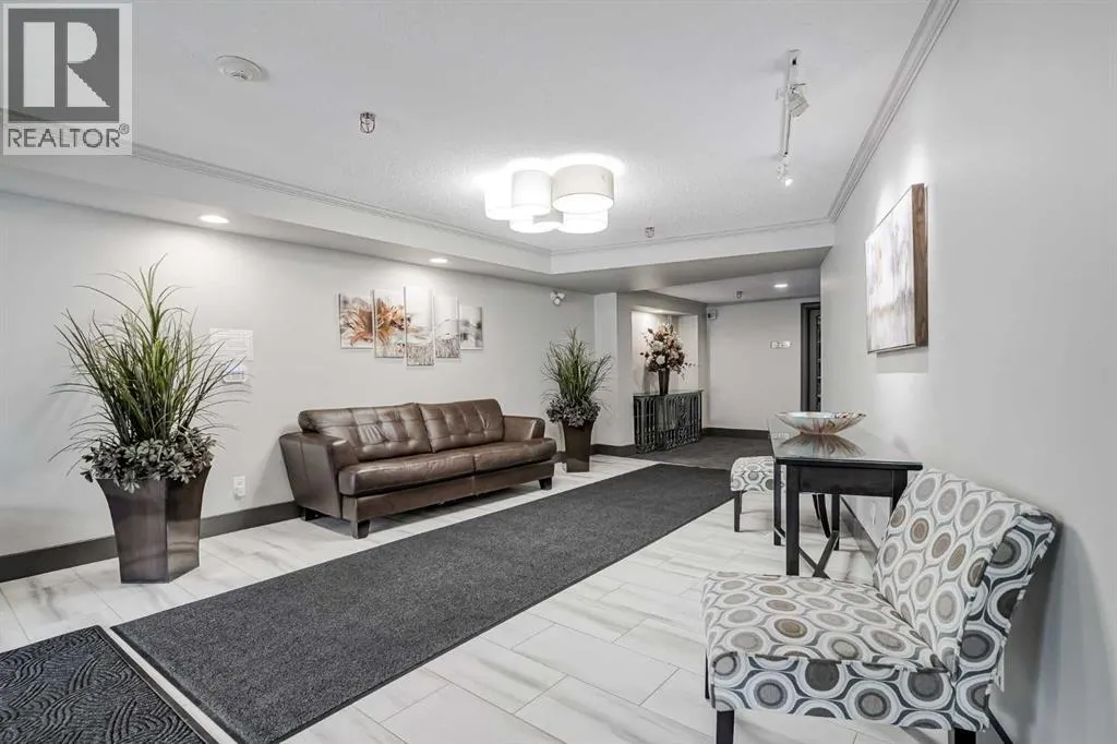 201, 40 Parkridge View SE