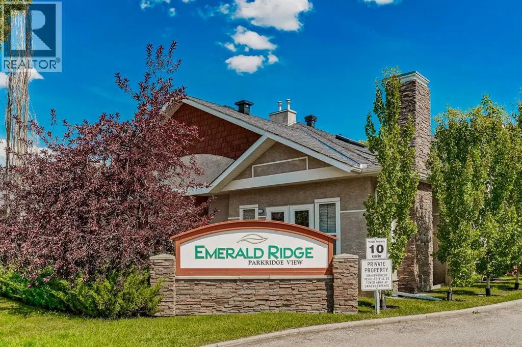 201, 40 Parkridge View SE