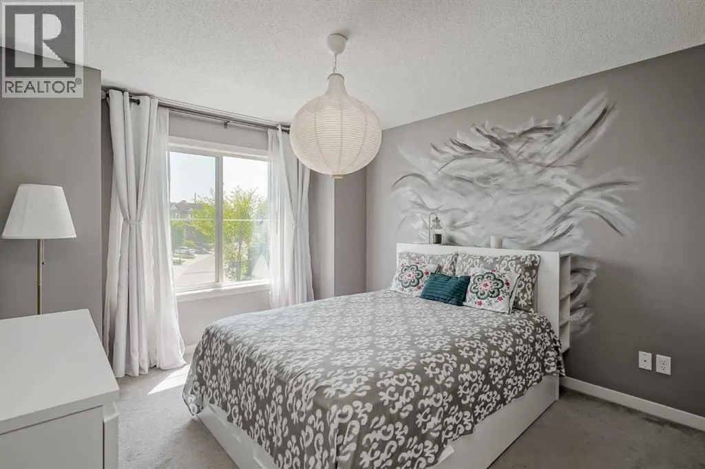 313 Copperpond Landing SE