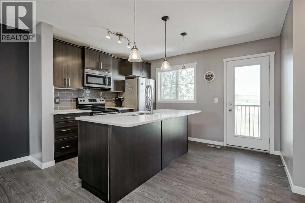 313 Copperpond Landing SE