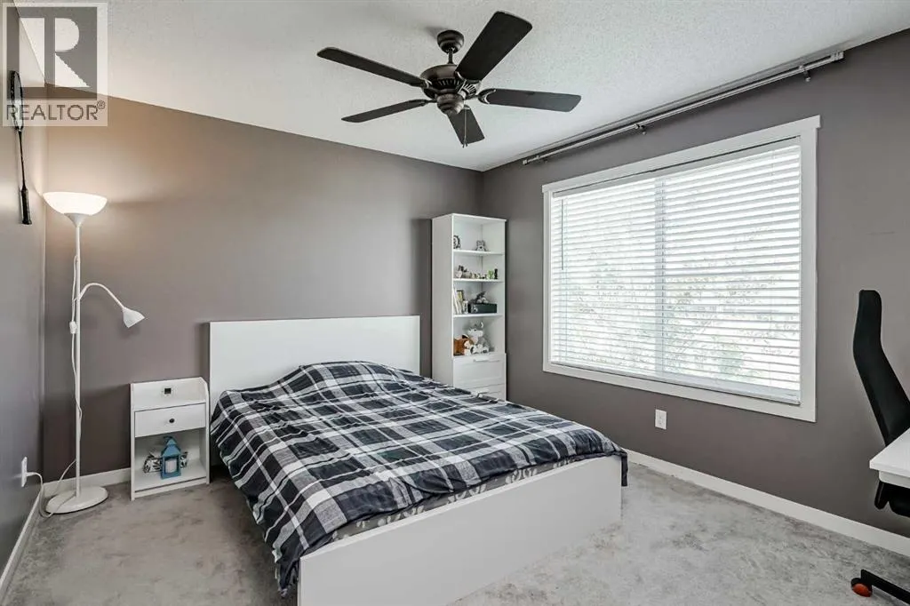 313 Copperpond Landing SE