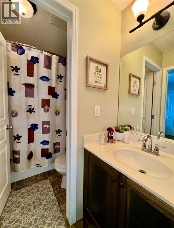 160 Rainbow Falls Grove
