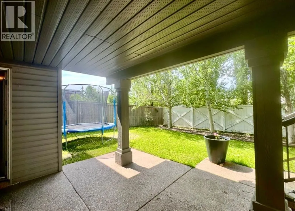 160 Rainbow Falls Grove