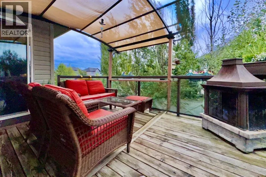 160 Rainbow Falls Grove