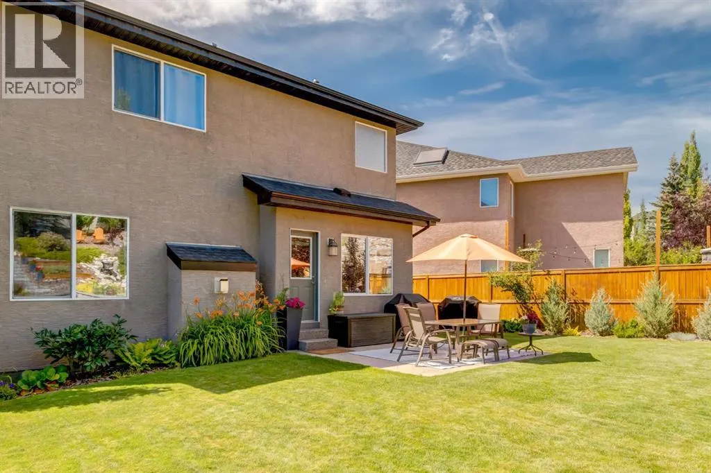 99 Aspen Stone Crescent SW