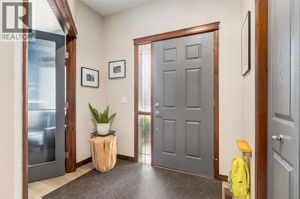 99 Aspen Stone Crescent SW
