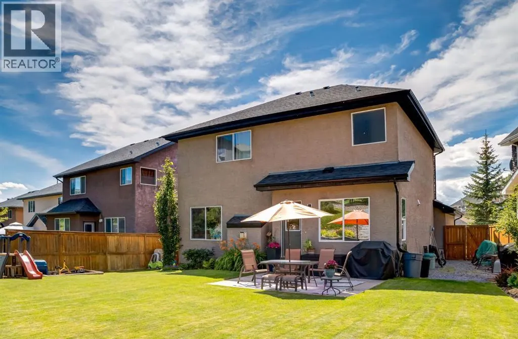 99 Aspen Stone Crescent SW