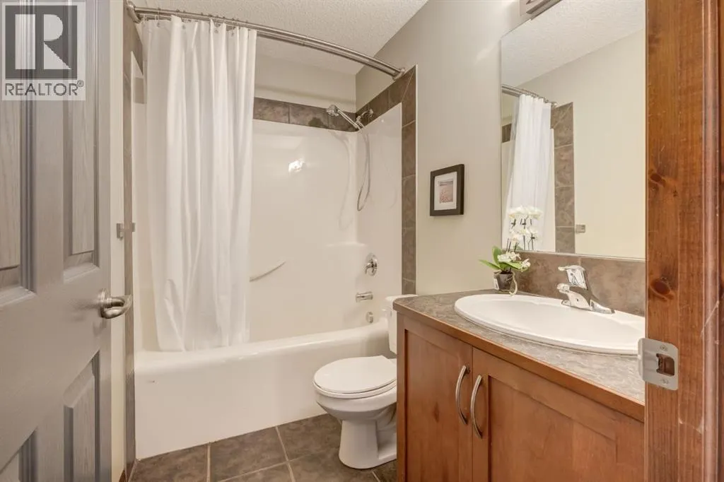 99 Aspen Stone Crescent SW