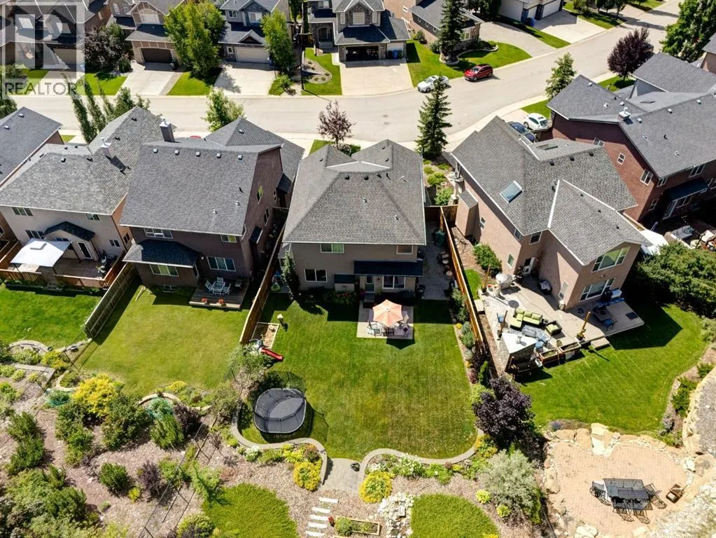 99 Aspen Stone Crescent SW