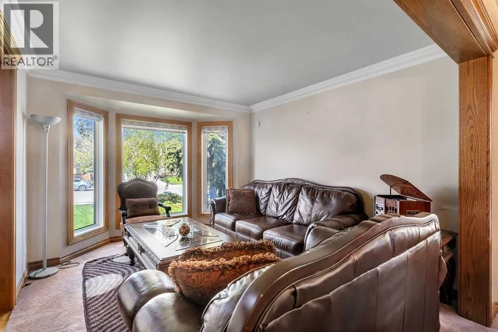 33 Edgevalley Way NW