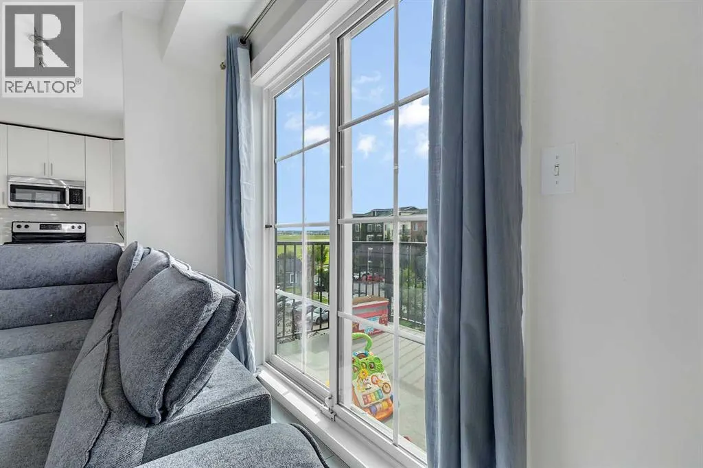 2418, 99 Copperstone Park