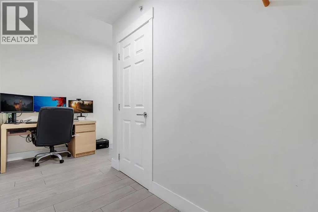 2418, 99 Copperstone Park