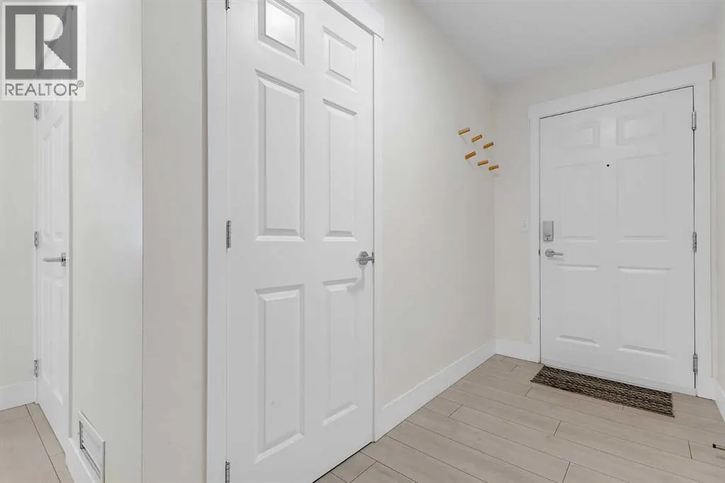 2418, 99 Copperstone Park