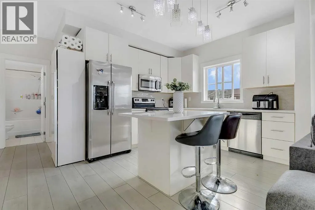 2418, 99 Copperstone Park