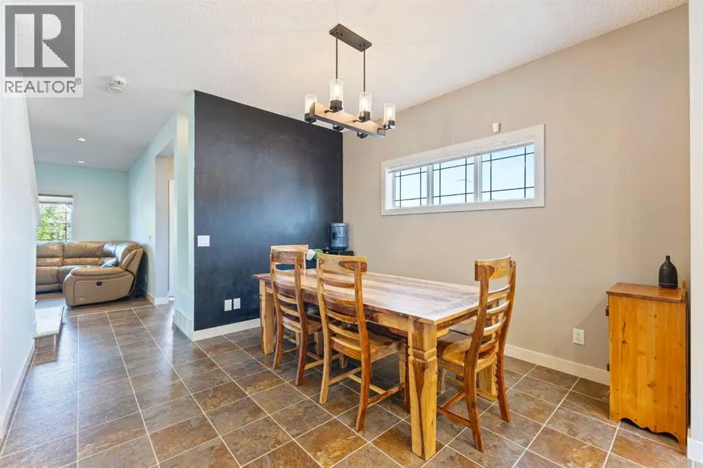 97 River Heights Crescent
