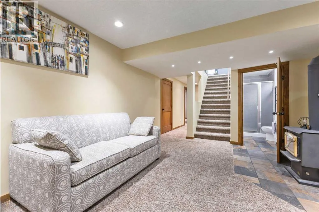 97 River Heights Crescent