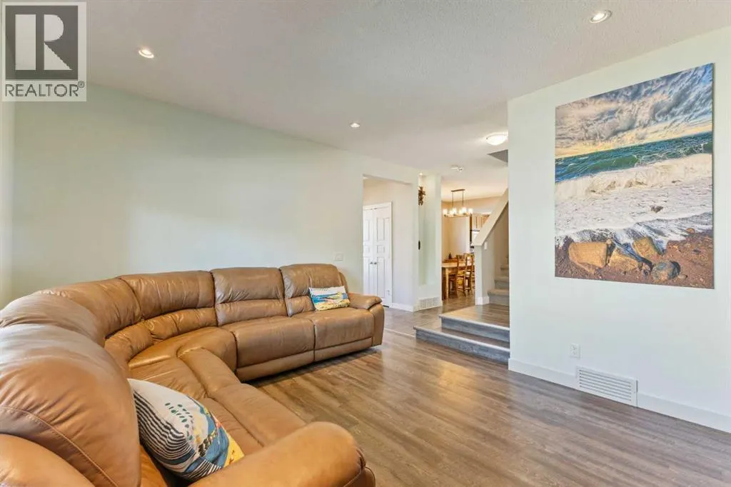 97 River Heights Crescent