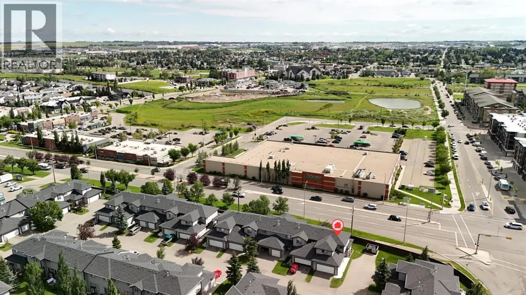 21, 102 Canoe Square SW