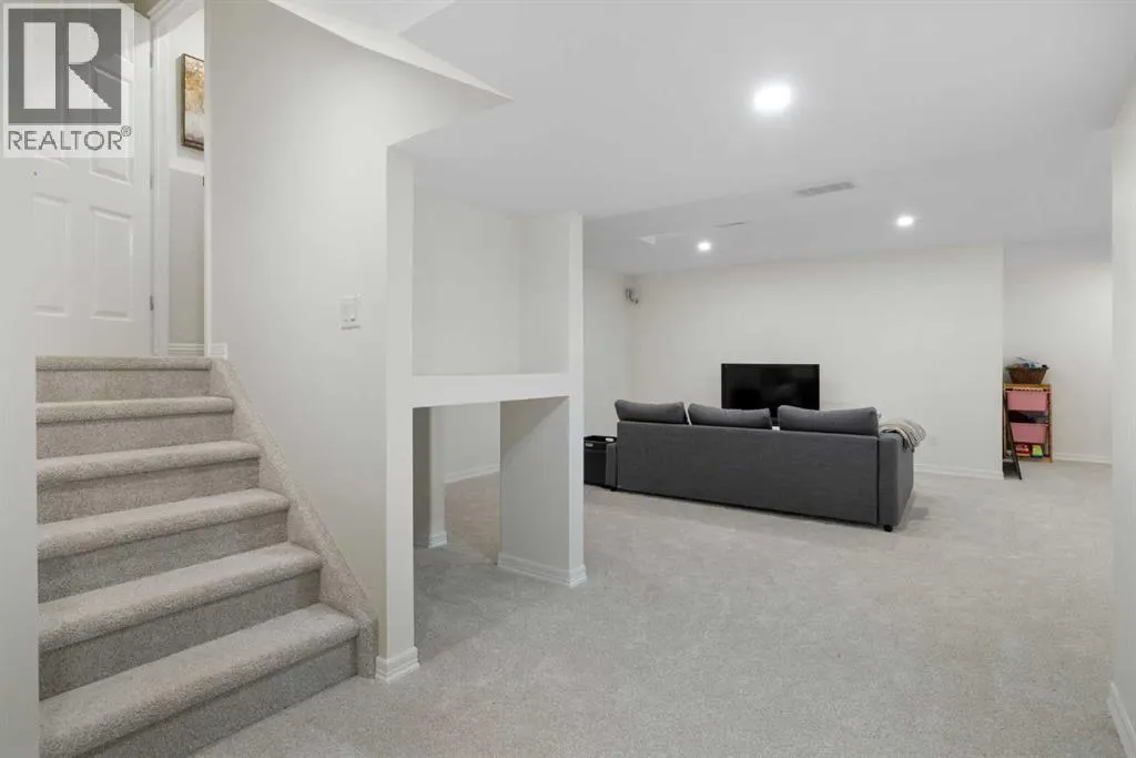 29 Sunset Close