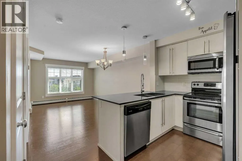 3411, 11 Mahogany Row SE