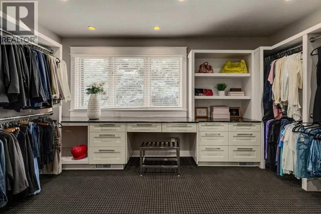 116 Bay View Drive SW