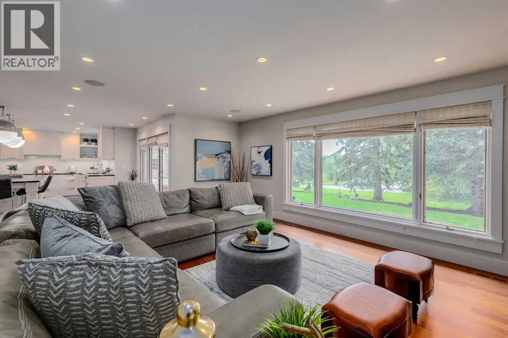 116 Bay View Drive SW