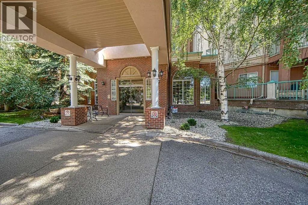 306, 200 Lincoln Way SW
