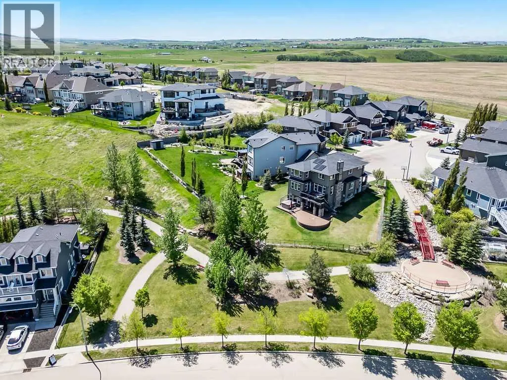 10 Westmount Point