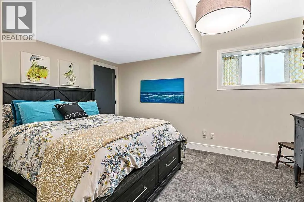 10 Westmount Point