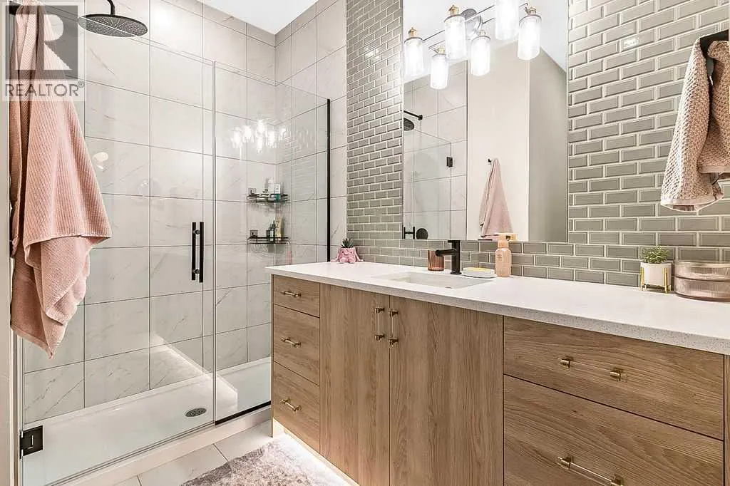 10 Westmount Point