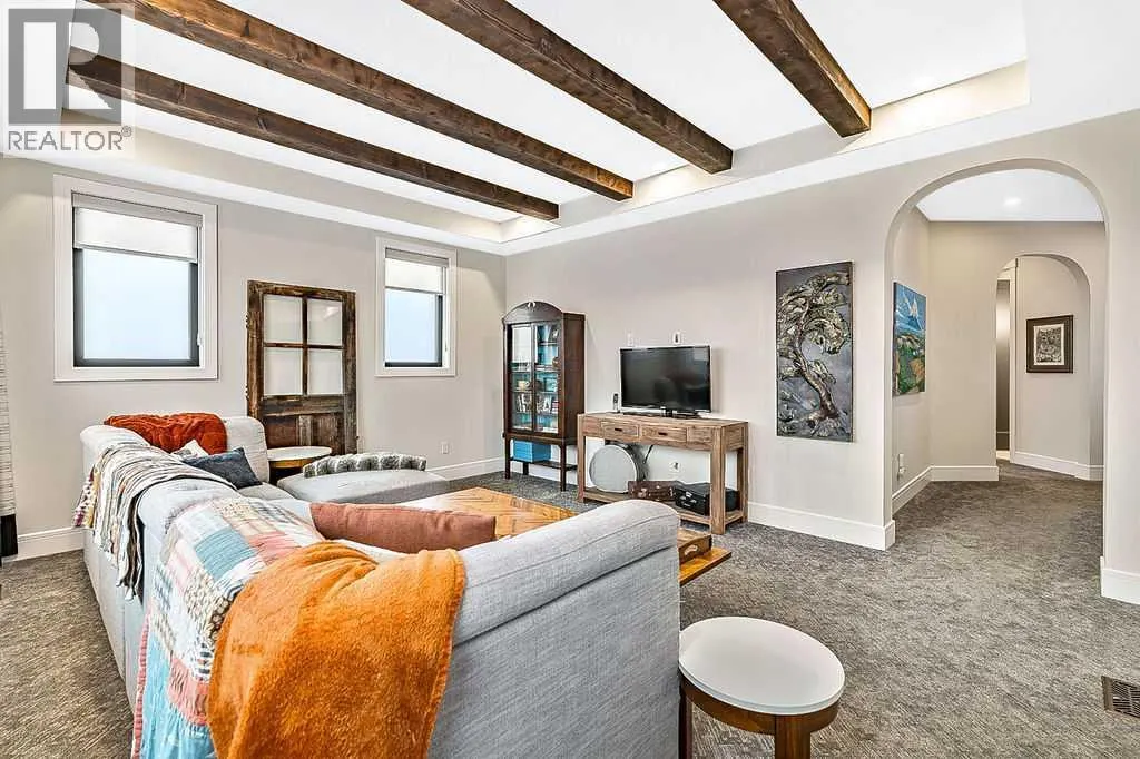 10 Westmount Point