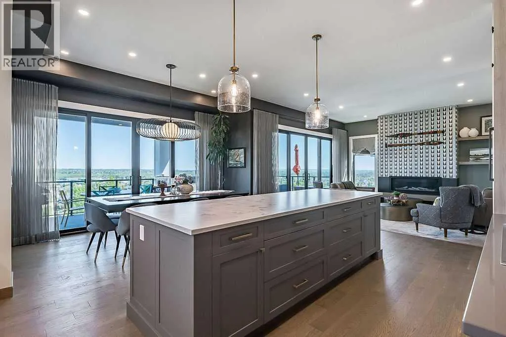 10 Westmount Point