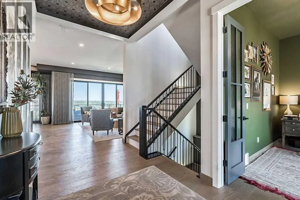 10 Westmount Point